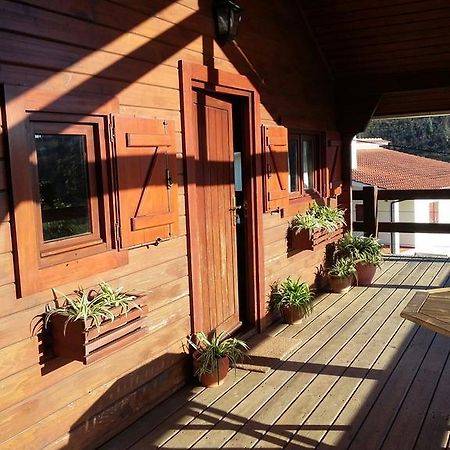 Гостевой дом Cabana De Santo Antonio Вила-Нова-ди-Сервейра Экстерьер фото