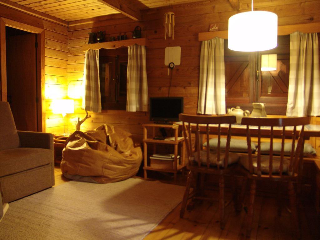 Гостевой дом Cabana De Santo Antonio Вила-Нова-ди-Сервейра Экстерьер фото